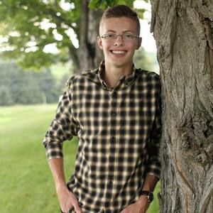 Meet your Posher, Aaron